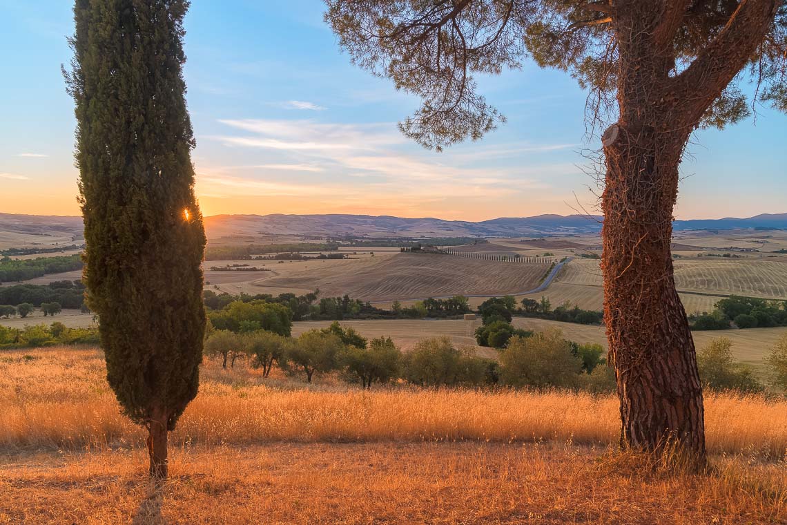 Val Orcia Toscana Nikon School Workshop Paesaggio Notturna Via Lattea Startrail 00001